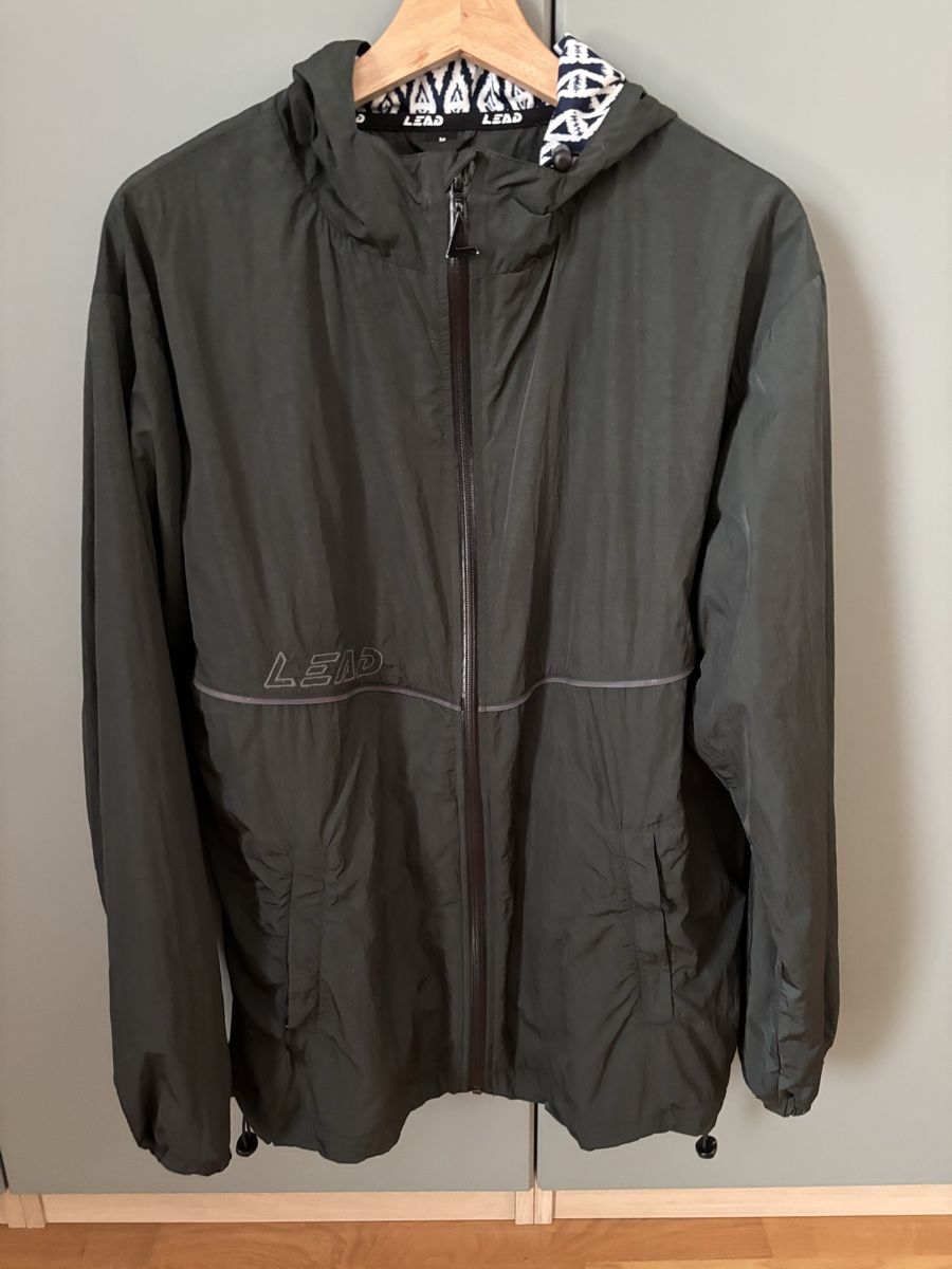 Vestes: LEAD Fabrics Übergangsjacke grün schimmernd – Neuf (Voir description) à Bettwiesen par ras_9rk9