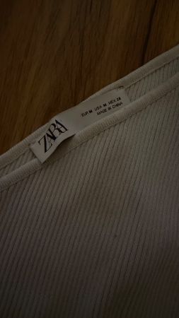ZARA Damen Top 1-Schulter Grösse M - Perfekt für den Sommer!