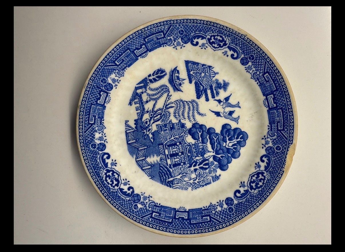 Teller: 2 alte Dunn Bennett & Co Ltd Teller "Blue Willow" – Gebraucht aus Basel von Rouge. 8