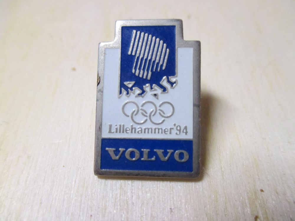 Pin's Jeux Olympiques Lillehammer 1994 – Norvège – Avec Plaquette – Neuf