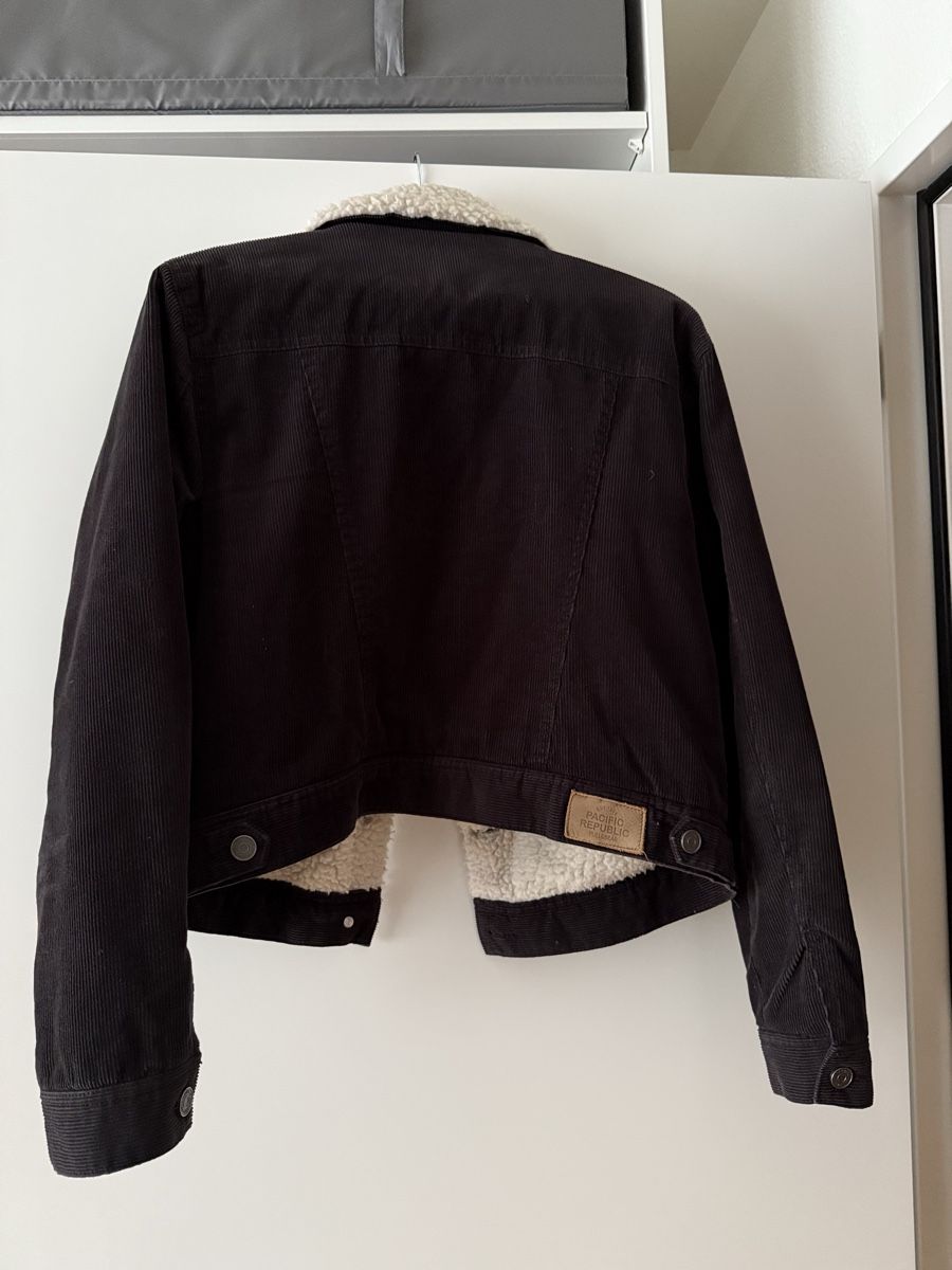 Pull&Bear Giacche: Pull&Bear Winterjacke, Cord, Teddyfell, Gr. M – Usato da Ennetbaden venduto da mel_cs5j 2