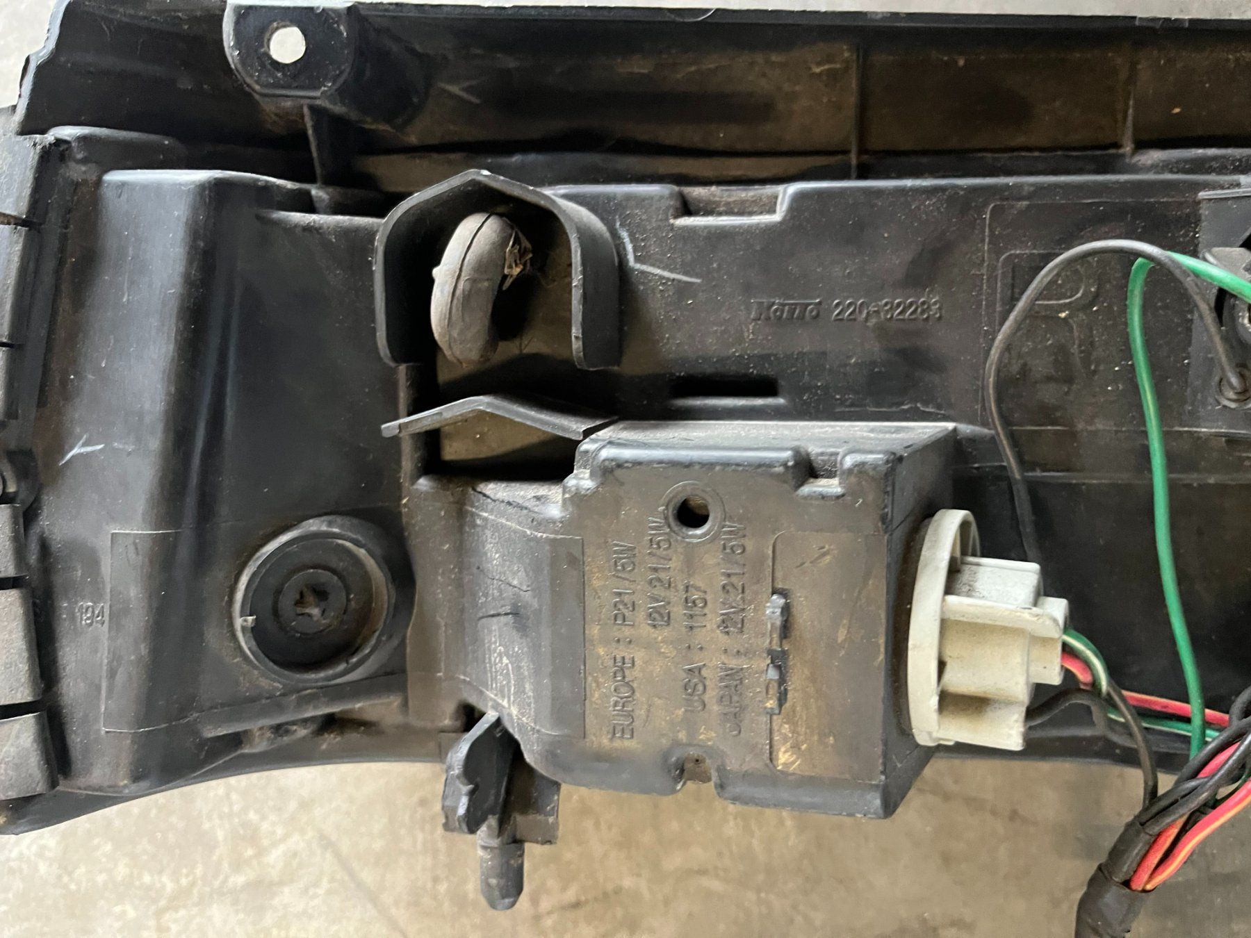 Subaru Tutti pezzi di ricambio auto: Rücklicht Subaru Justy 1.3 – Usato da Dällikon venduto da CH-Schrauber 3