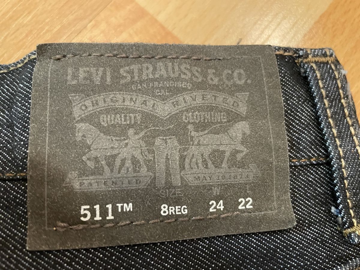 Levi's Pantaloni: Levis Jeans - 511 slim fit - W24 L22 – Usato da Rütihof venduto da Highwayjackie 3