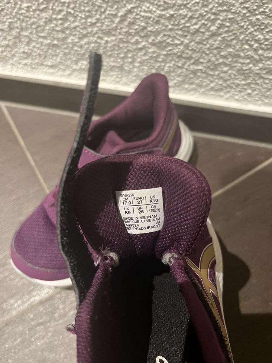 Asics Scarpe per ragazzi: ASICS Laufschuhe - Kinder Grosse 27 – Usato da Ehrendingen venduto da emm_7d8k 3