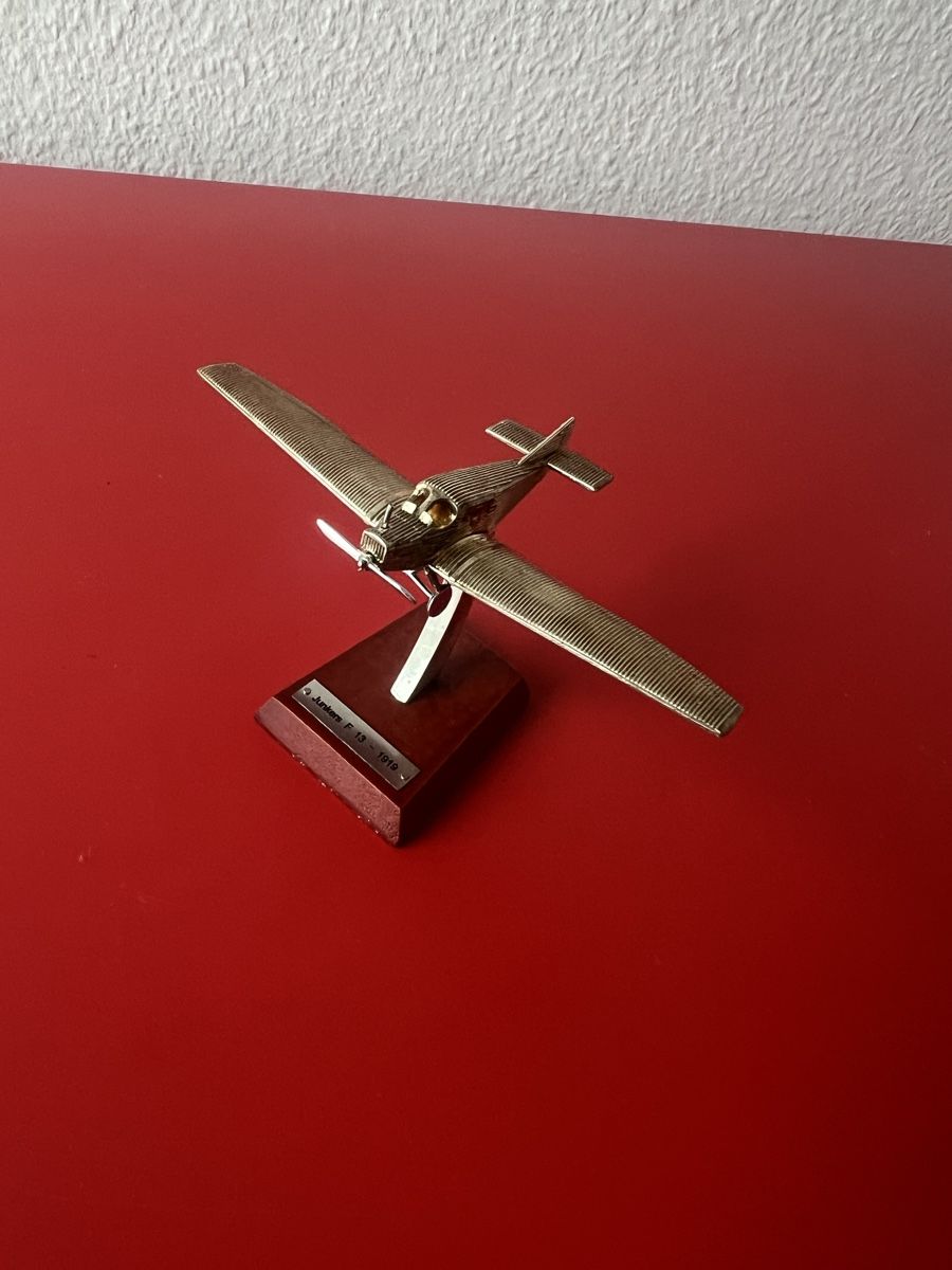 Modellbausätze & Standmodelle: Junkers F13 1919 Modelflugzeug – Gebraucht aus Zürich von jao_2bx7