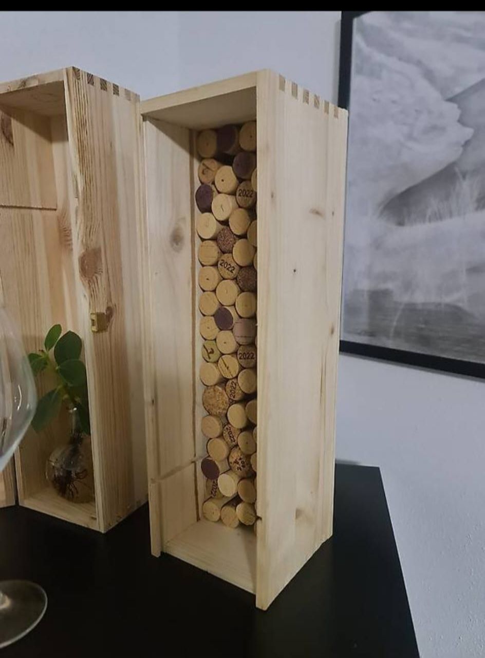 Tutte le decorazioni: Decorazione cassa di vino – Usato da Lumino venduto da ghi_x8jl