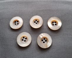 5er Set edle Perlmutt Knöpfe, Durchmesser 20 mm.