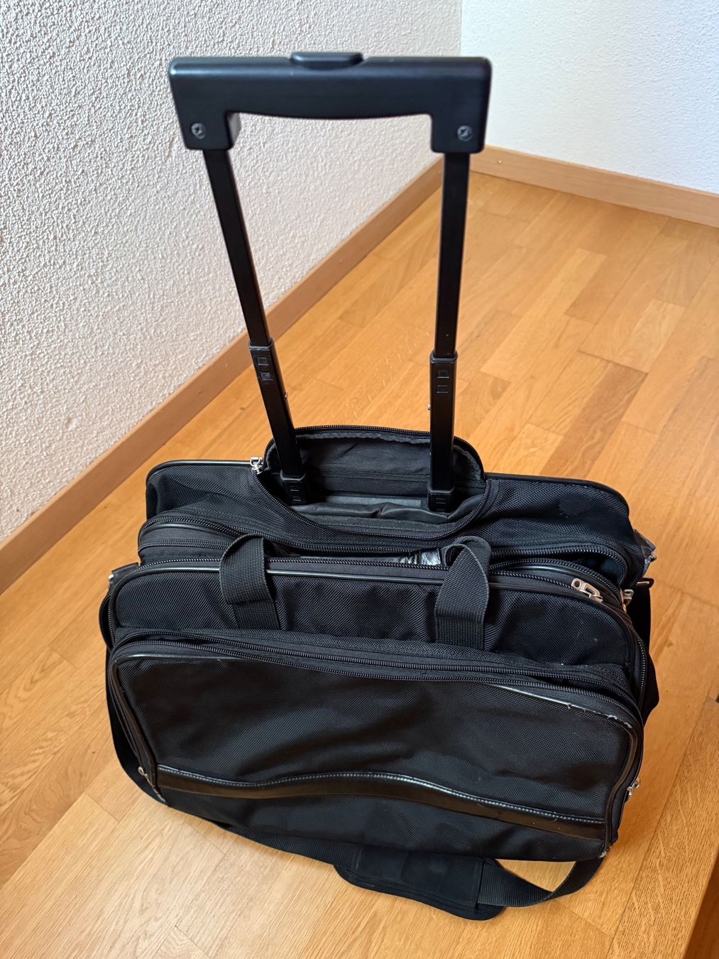 Borse: Business- und Laptop-Taschen – Usato da Berg TG venduto da Vonaku 3