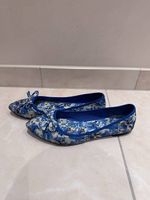 Blue floral ballet flats (size 40)