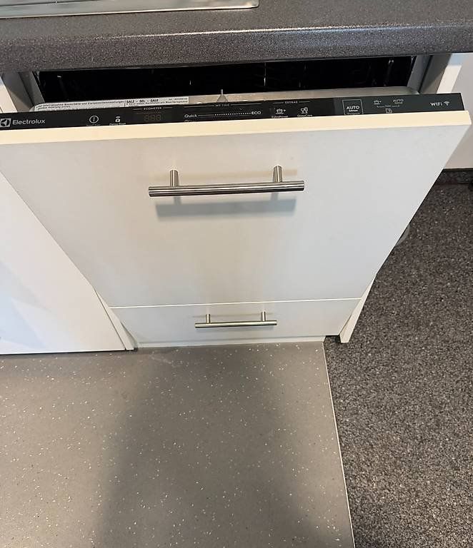 Electrolux Lavastoviglie: Geschirrspüler Electrolux – Usato da Baar venduto da lir_lq6p 3