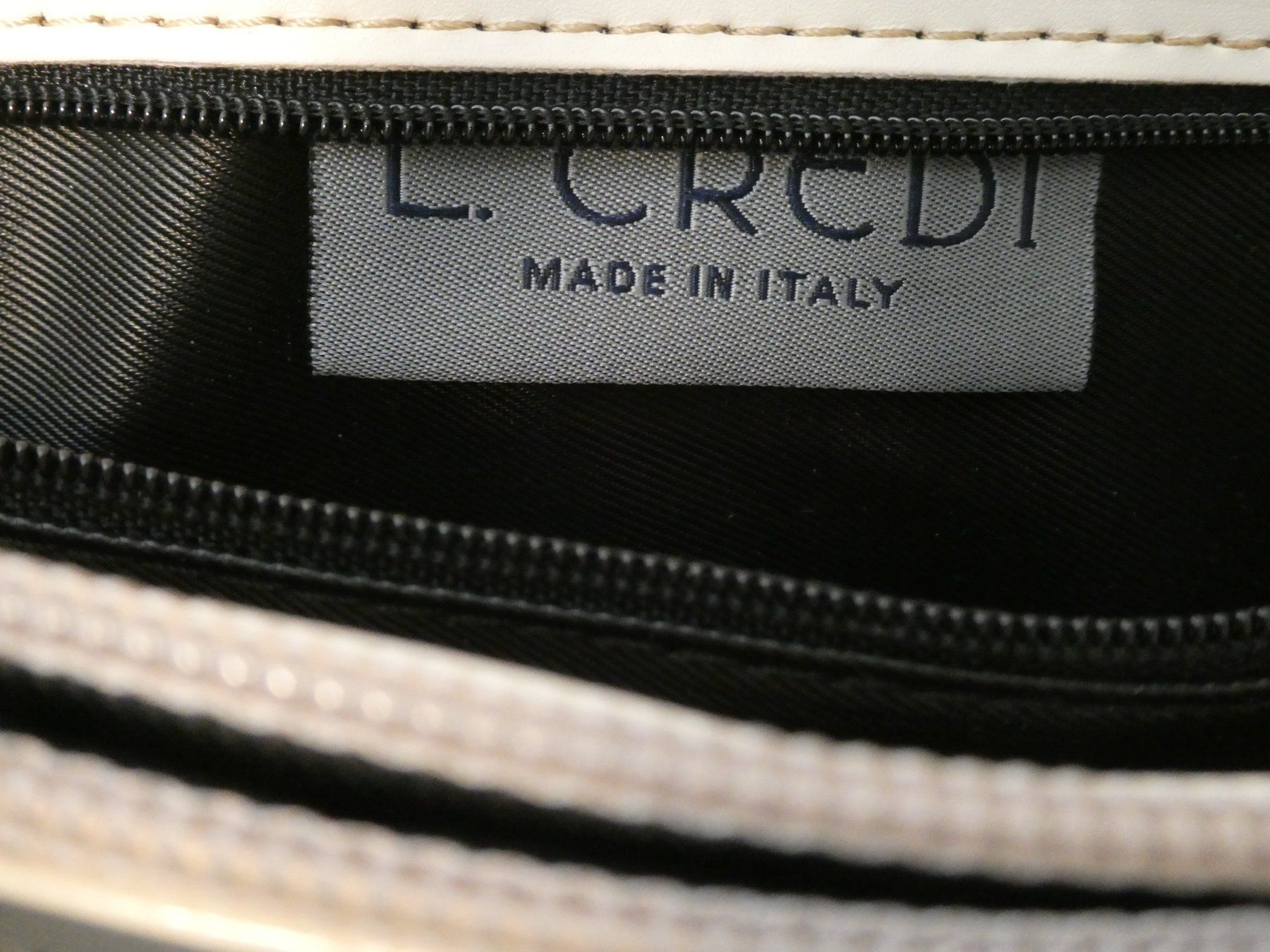 L.Credi Borse: Handtasche beige/gelb Marke L.Credi – Usato da Tann venduto da Charly65 7