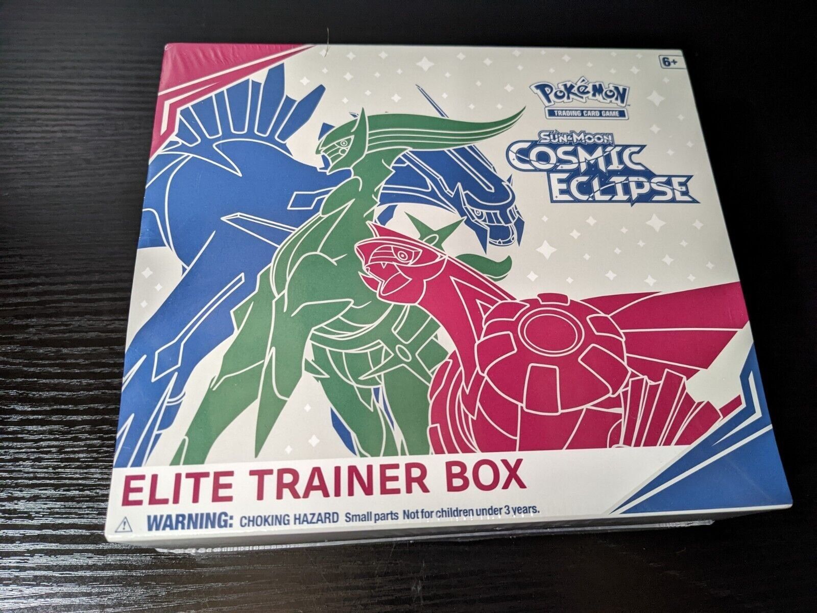 Cartoline: Pokémon TCG Sun & Moon Cosmic Eclipse Elite Trainer Box – Nuovo e nell'imballaggio originale da Matzendorf venduto da SwissMagicKarten