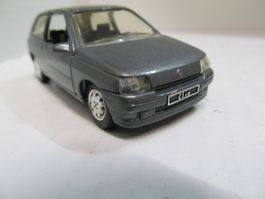 RENAULT CLIO 1:43   SOLIDO  FRANCE