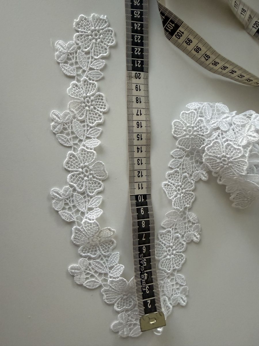 Tessuti: Spitzenband Blumenmuster weiss – Nuovo (secondo la descrizione) da Winterthur venduto da tat_ky5h 2