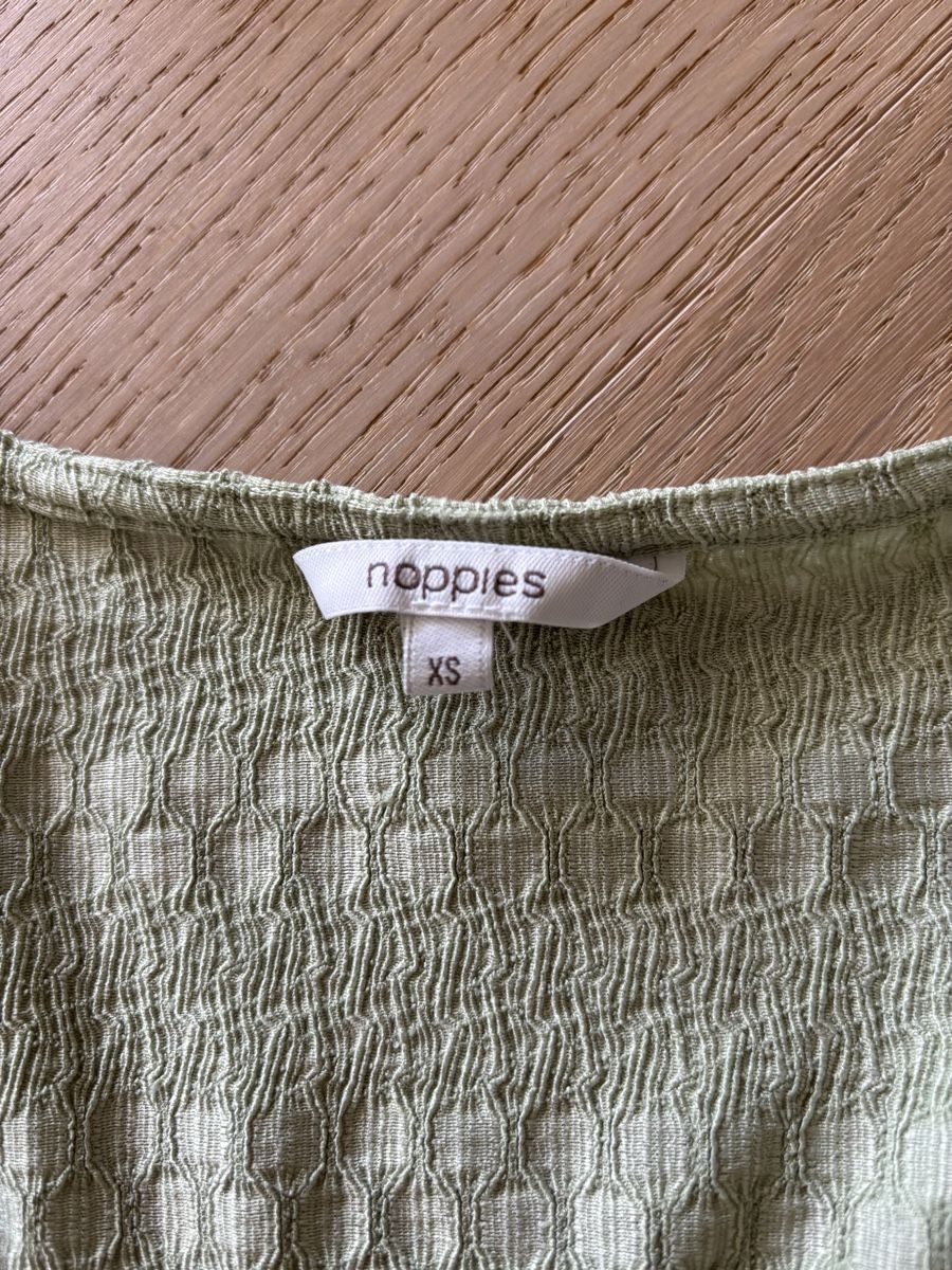 Camicette: Noppies Wrap Top, Olive Green, Size XS, Spring Style – Nuovo (secondo la descrizione) da Männedorf venduto da aztamindenet 1