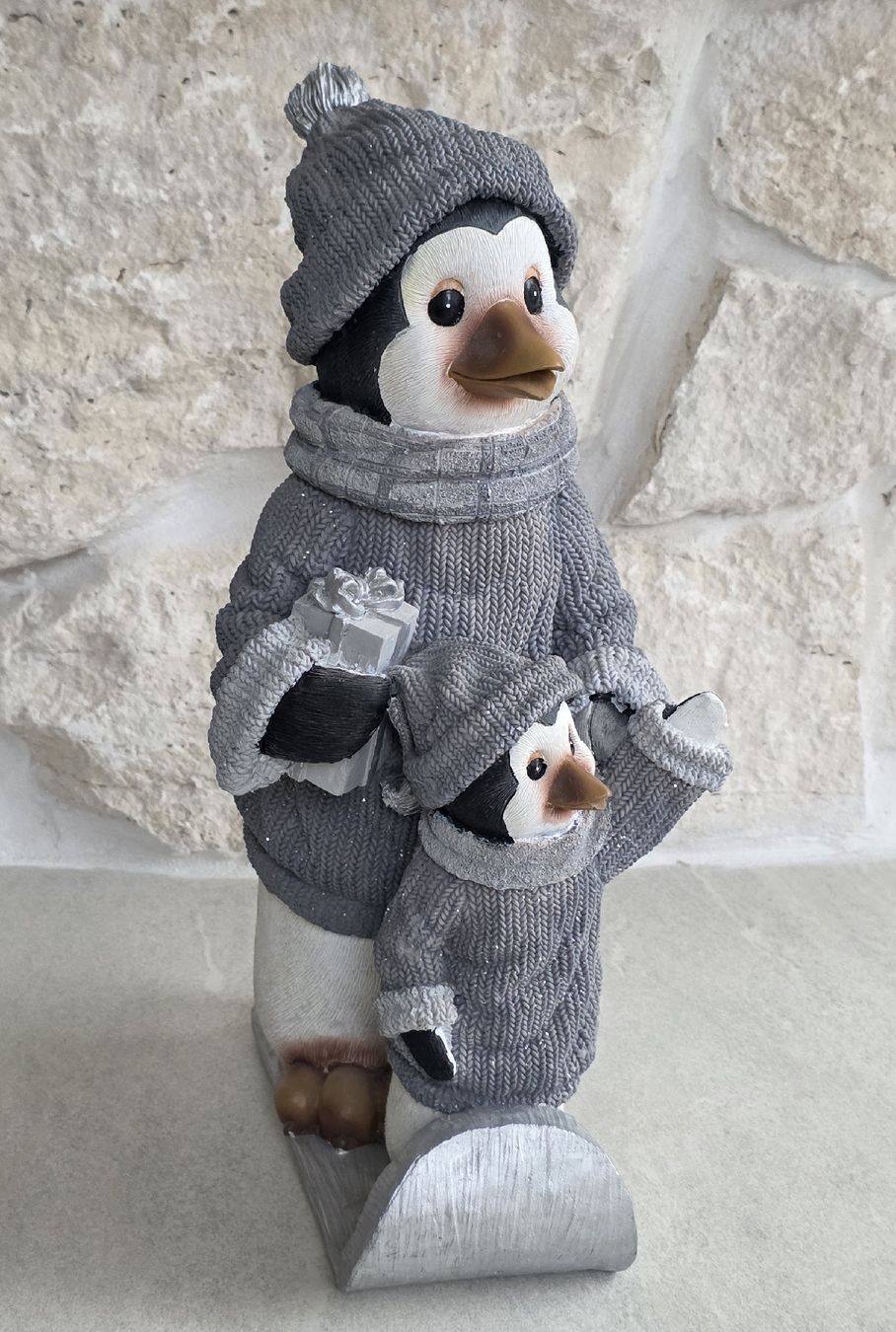 Tutte le decorazioni: Deko Pinguin Elternpaar mit Kind  – Usato da Rheinsulz venduto da Gilea 1