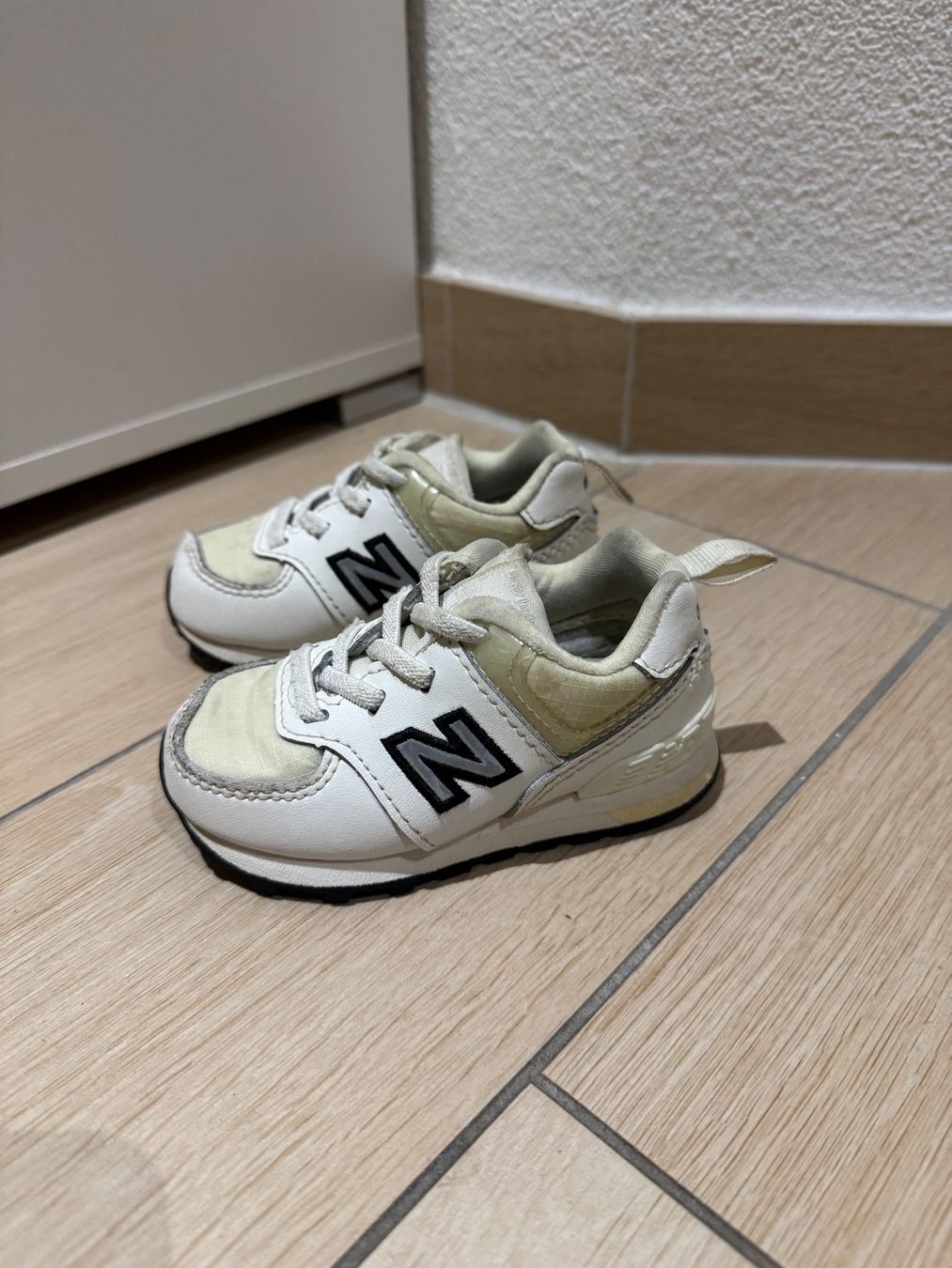 New Balance Scarpe da uomo: Basket New balance vert taille 21 – Usato da Granges-Paccot venduto da snowdi 3