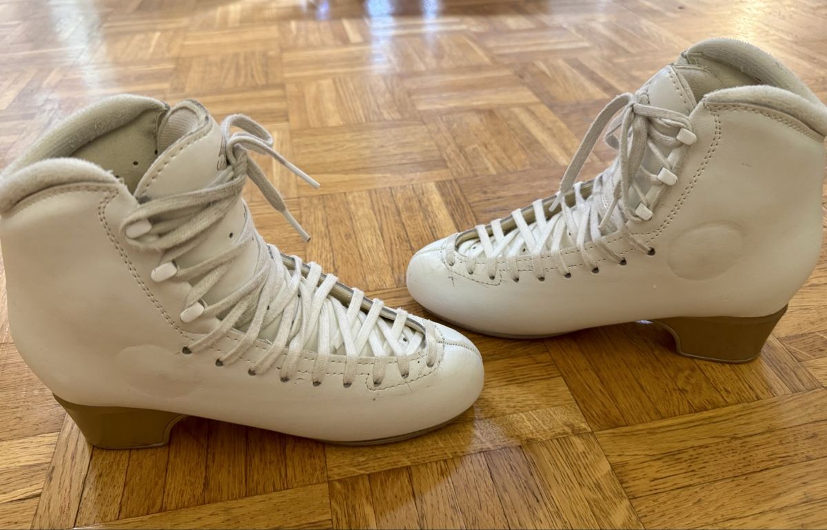 Edea Schlittschuhe: Edea Chorus 255 B Schlittschuhe Gr. 38 – Gebraucht aus Gland von kimi85 2
