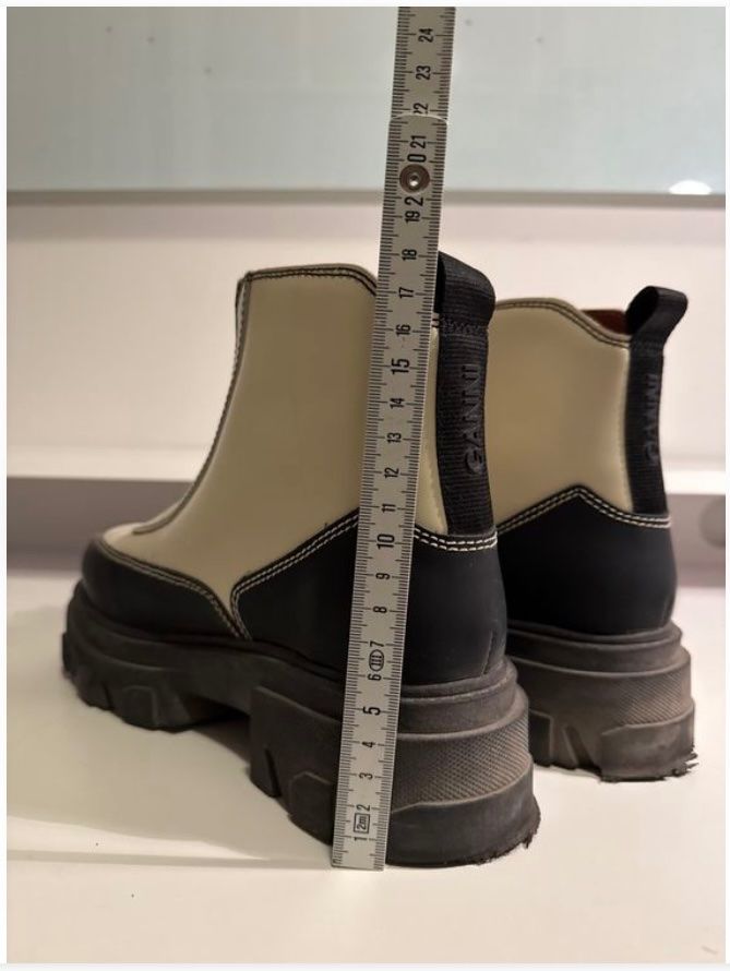 Ganni Chaussures femmes: Ganni Boots – D'occasion à Zürich par baka2210 5