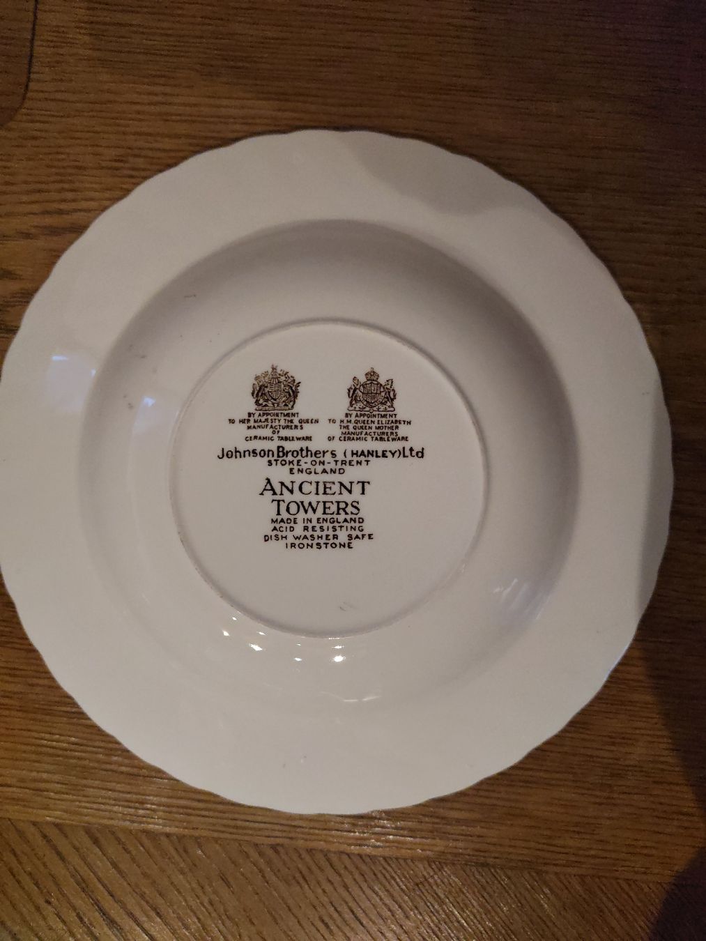 Johnson Brothers Piatti: Johnson Ancient Suppenteller – Usato da Wislikofen venduto da Tinkerbell15 1