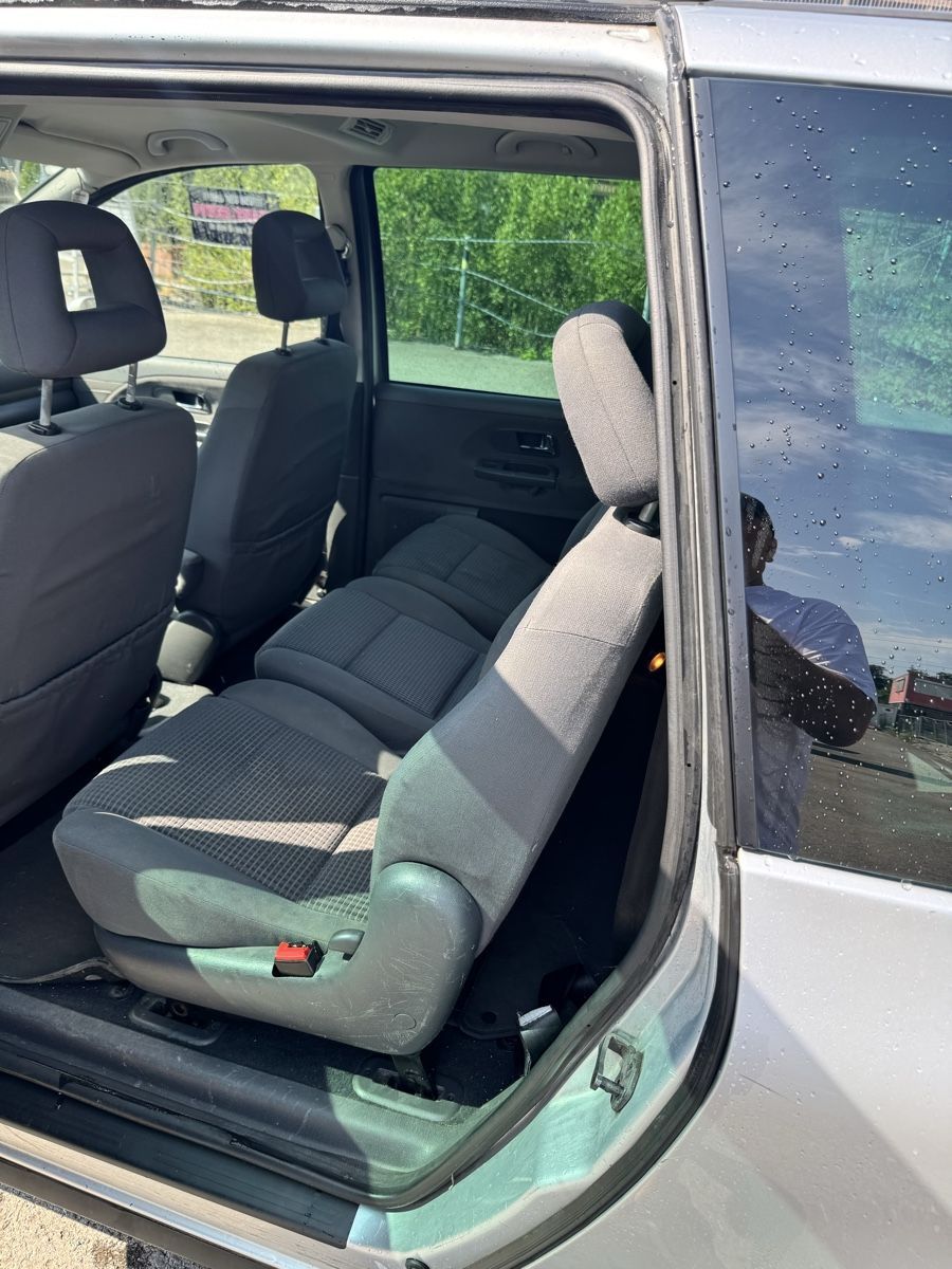VW Automobili: VW Sharan 2.0 TDI 2008 – Usato da Rapperswil SG venduto da Bato1977 4
