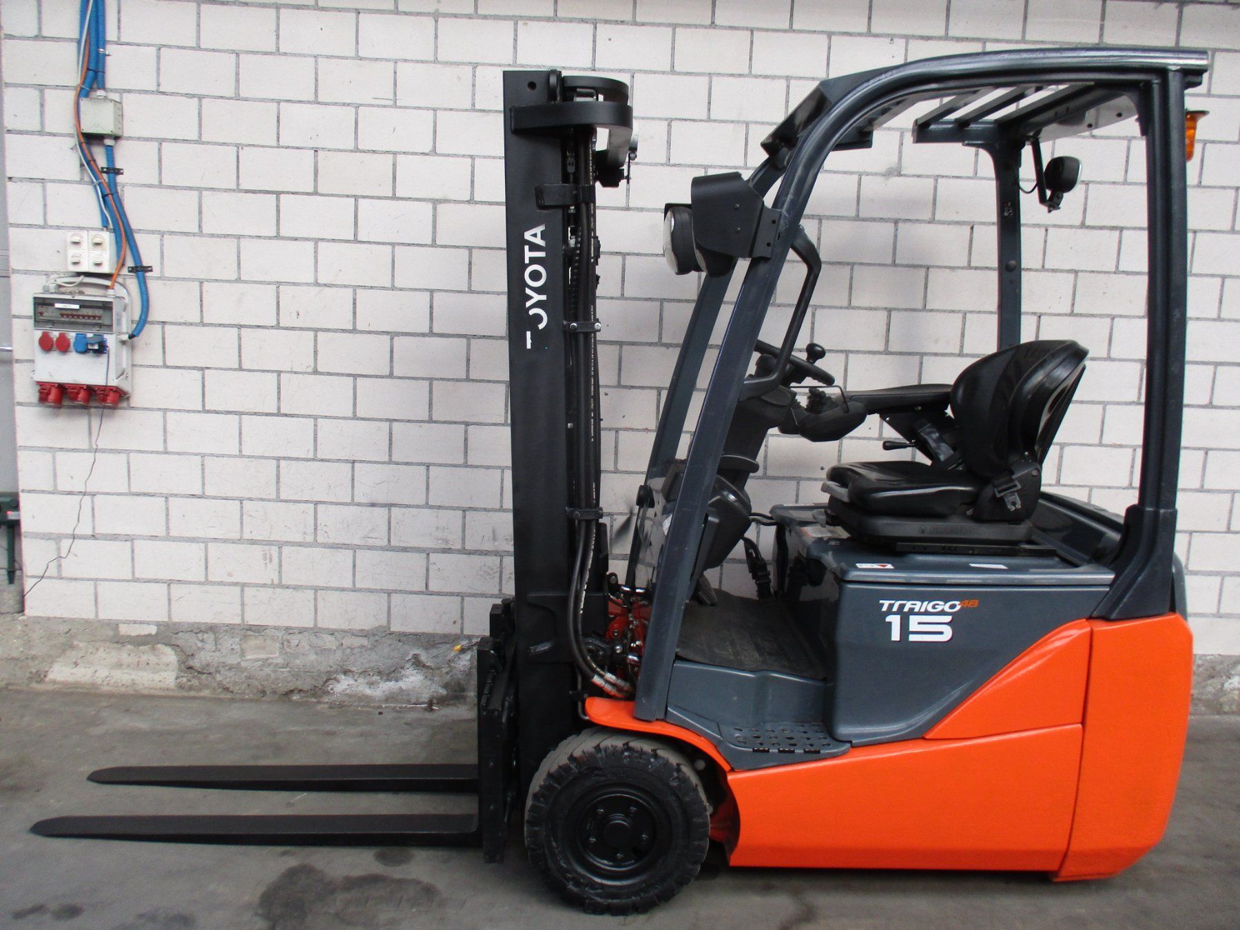 Toyota Carrelli elevatori e a forche: STAPLER TOYOTA 8FBE 15 ELEKTRO GABELSTAPLER – Usato da Seon venduto da zomahandel