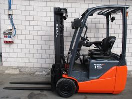 STAPLER TOYOTA 8FBE 15 ELEKTRO GABELSTAPLER