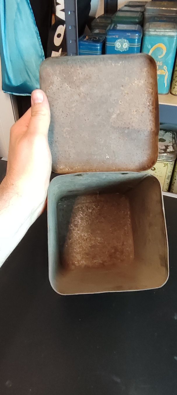 Suchard Barattoli: Wunderschöne alte Blechdose von Suchard Kussmädchen 4 22cm – Usato da Gelterkinden venduto da MYSTOREFORYOU4460 5