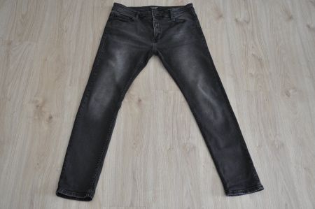 TERRANOVA Jeans Grösse 33 - Schwarz - Kaum getragen