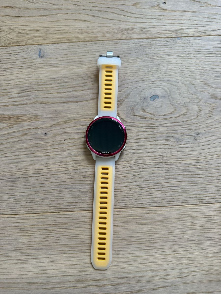 Garmin Smartwatch: Garmin Forerunner 570 – D'occasion à Solothurn par jasiiii 1