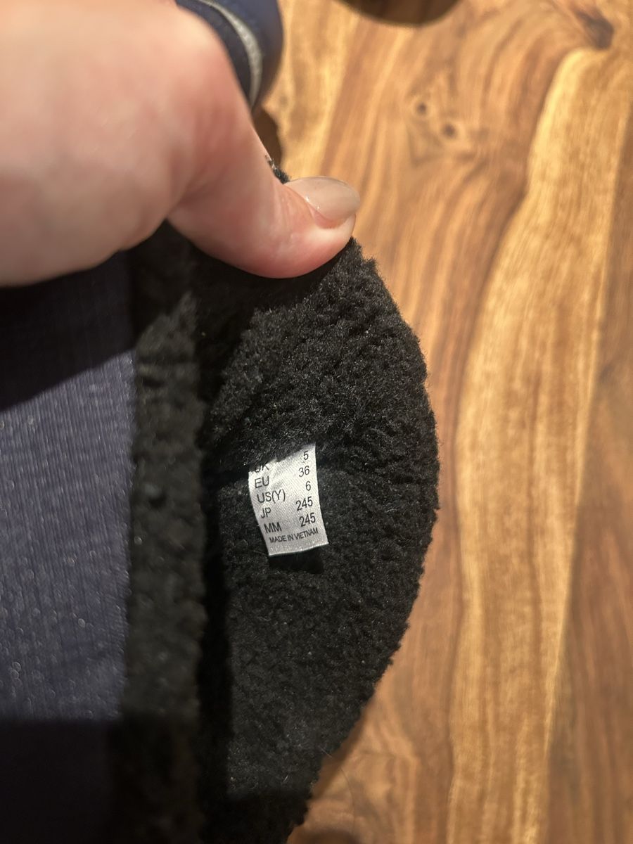 Helly Hansen Scarpe per ragazzi: Winterstiefel Helly Hansen – Usato da Küssnacht am Rigi venduto da Happy_home 3