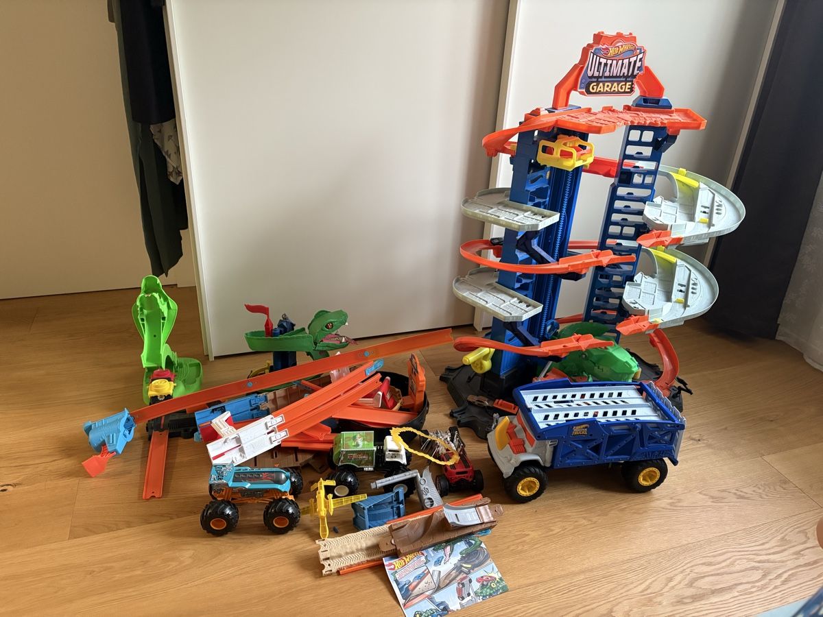 Hot Wheels Giocattoli: Grosses Hotwheel Package – Usato da Geroldswil venduto da quatschi0