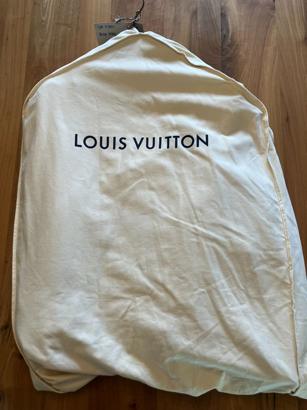 Louis Vuitton Giacche: Louis Vuitton Damier Pop Lederjacke – Nuovo e nell'imballaggio originale da Zäziwil venduto da Bewy1 4