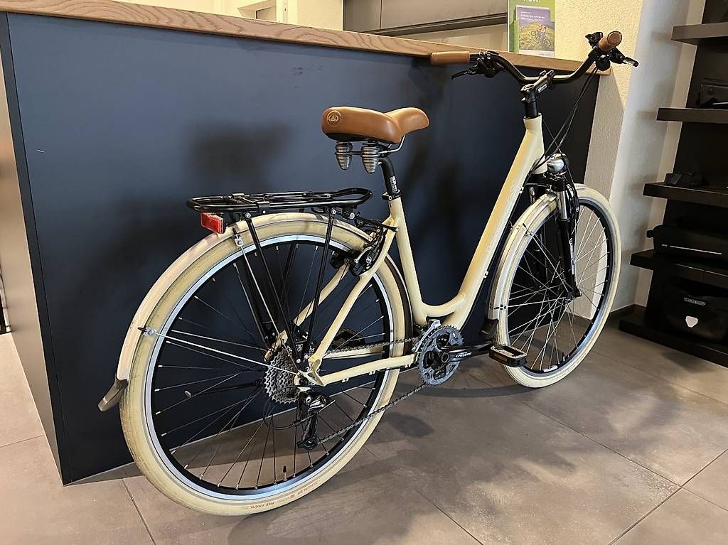Vélos: BISCHIbikes Trekking Lady Wave – D'occasion à Mörschwil par MaiMaxx 1