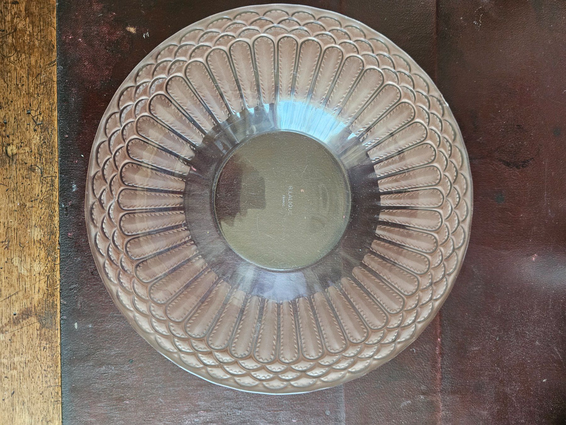 Lalique Schalen: René Lalique jaffa sepia bowl – Gebraucht aus Genève von show88