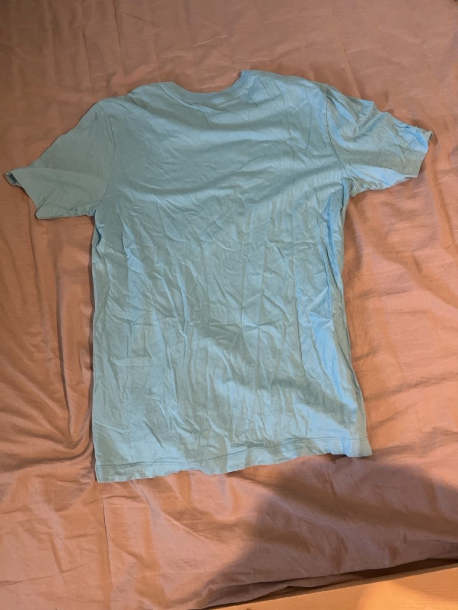 Nike T-Shirts: Hellblaues Nike T-Shirt – Gebraucht aus Frauenfeld von joh_lp6l 2