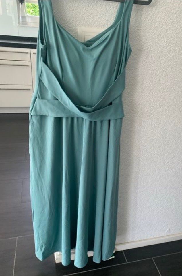 Halara Kleider: Halara Kleid Grösse L – Neu (gemäss Beschreibung) aus Ueberstorf von Joojoo 3