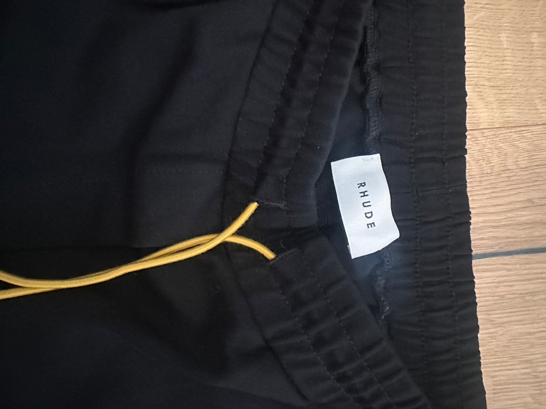 Rhude Hosen: rhude shorts – Gebraucht aus Toffen von manimatter 1