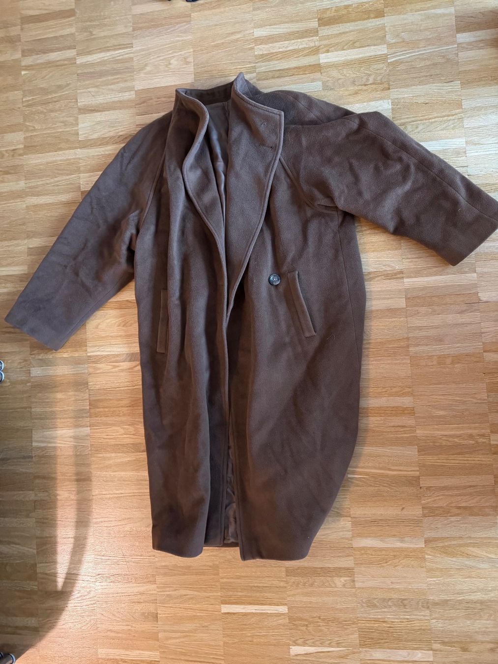 Cappotti: Vintage Wool Coat, Brown, Oversized – Usato da Fribourg venduto da mariedw 1