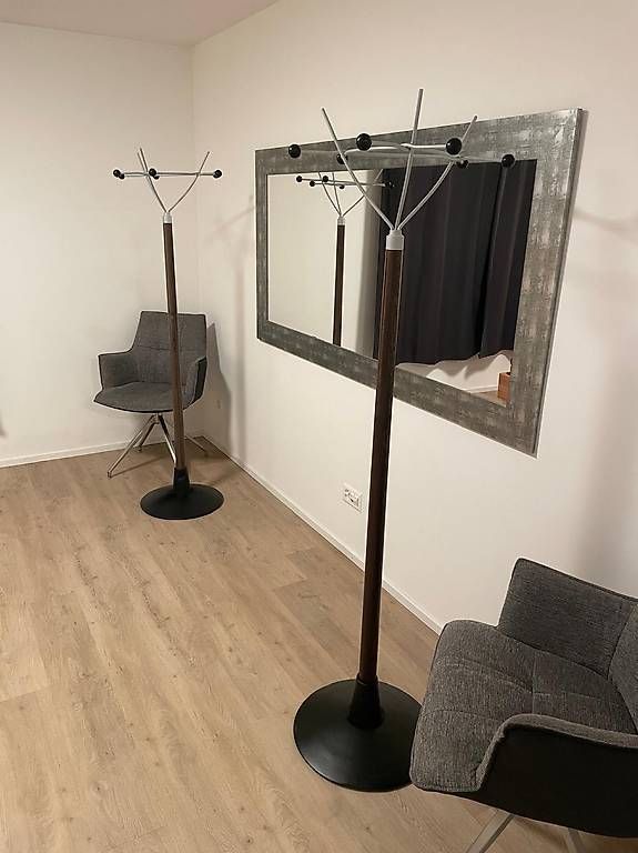 Altro in Decorazioni & Accessori: Moderner Kleiderständer, Garderobe, Top Zustand! – Usato da Brügg BE venduto da Moniena 2