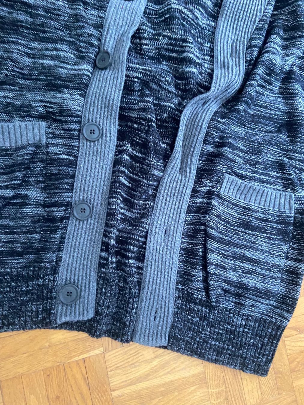 Giacche: Strickjacke – Usato da Hittnau venduto da Oracel 2