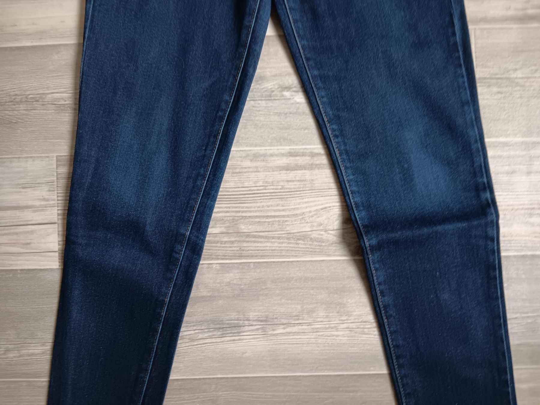 Levi's Jeans: LEVIS Jeans taille / Grosse W26 – Usato da Cossonay-ville venduto da Super-Price-Quality 2