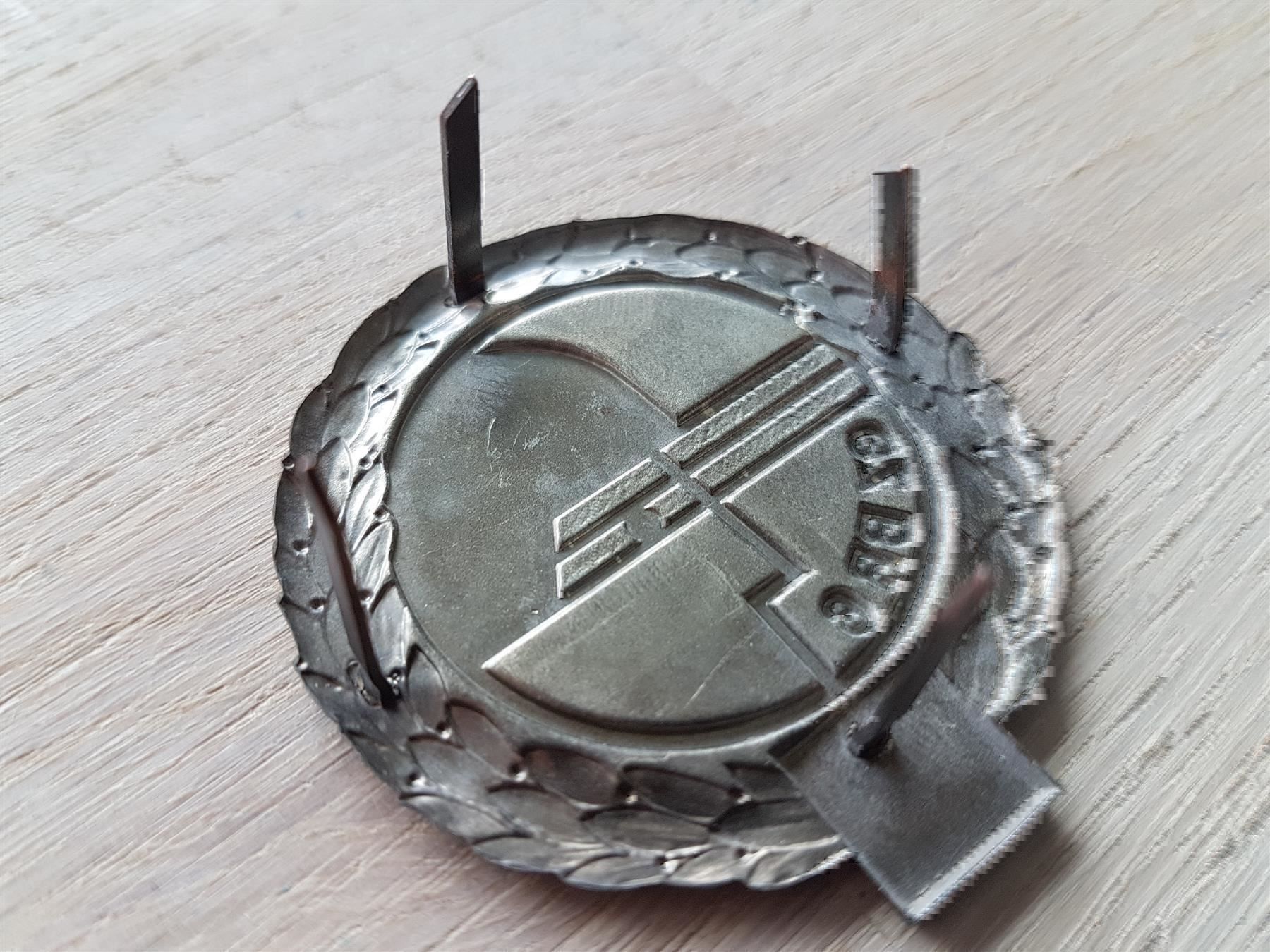 Placchette & Badge: Béret Emblem Gz Br 6 Grenzbrigade – Usato da Erlinsbach venduto da S700 1