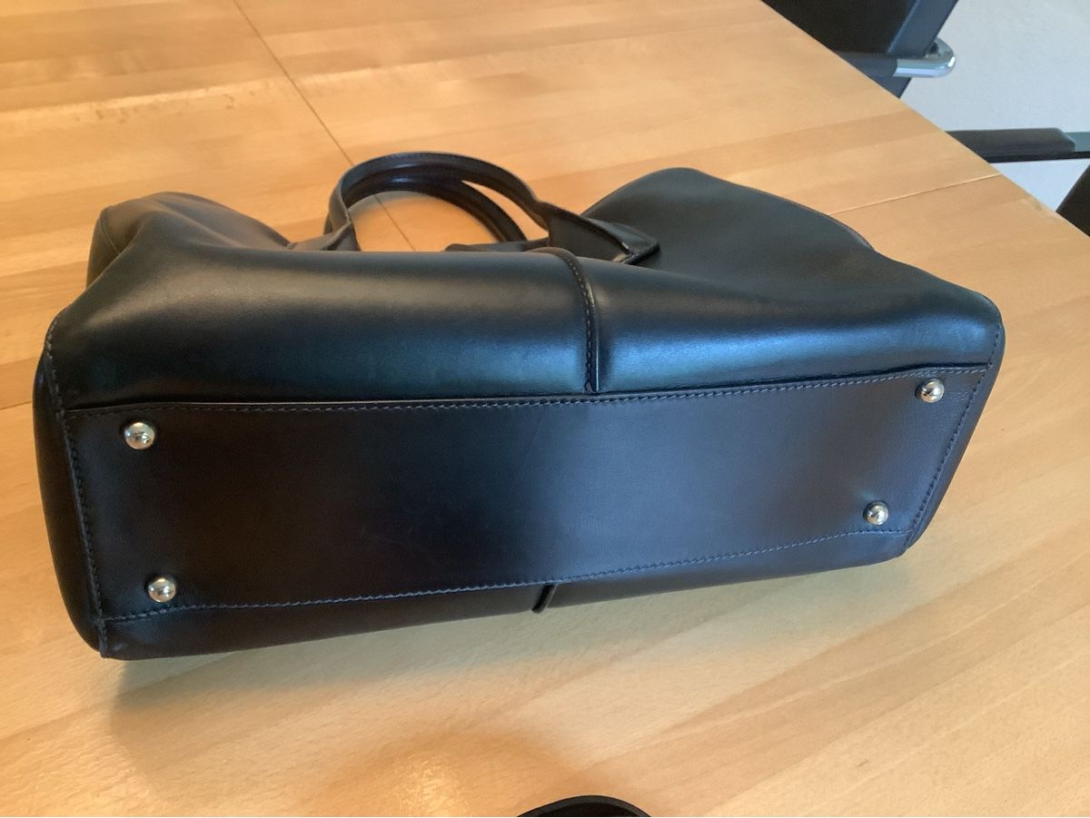Sacs femmes: Tod‘s Ledertasche – D'occasion à Steffisburg par JanaSommer 4