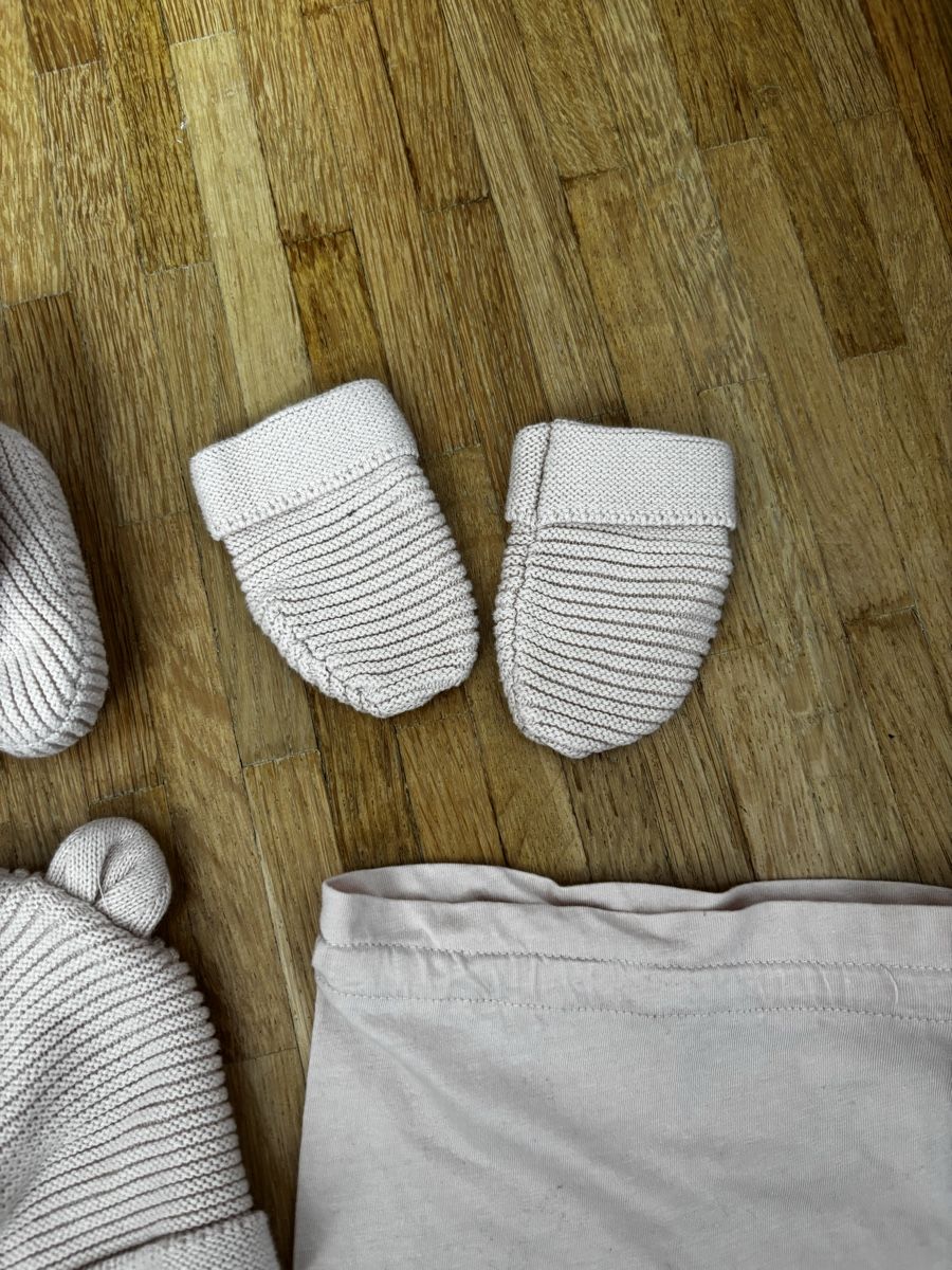 Vertbaudet Lotti & Set di vestiti: Ensemble Bébé Tricoté - Bonnet Ours, Chaussons & Mitaines – Nuovo (secondo la descrizione) da La Chaux-de-Fonds venduto da Elora237 3