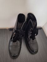 Schwarze Stiefeletten mit Nieten Gr. 38 NEU