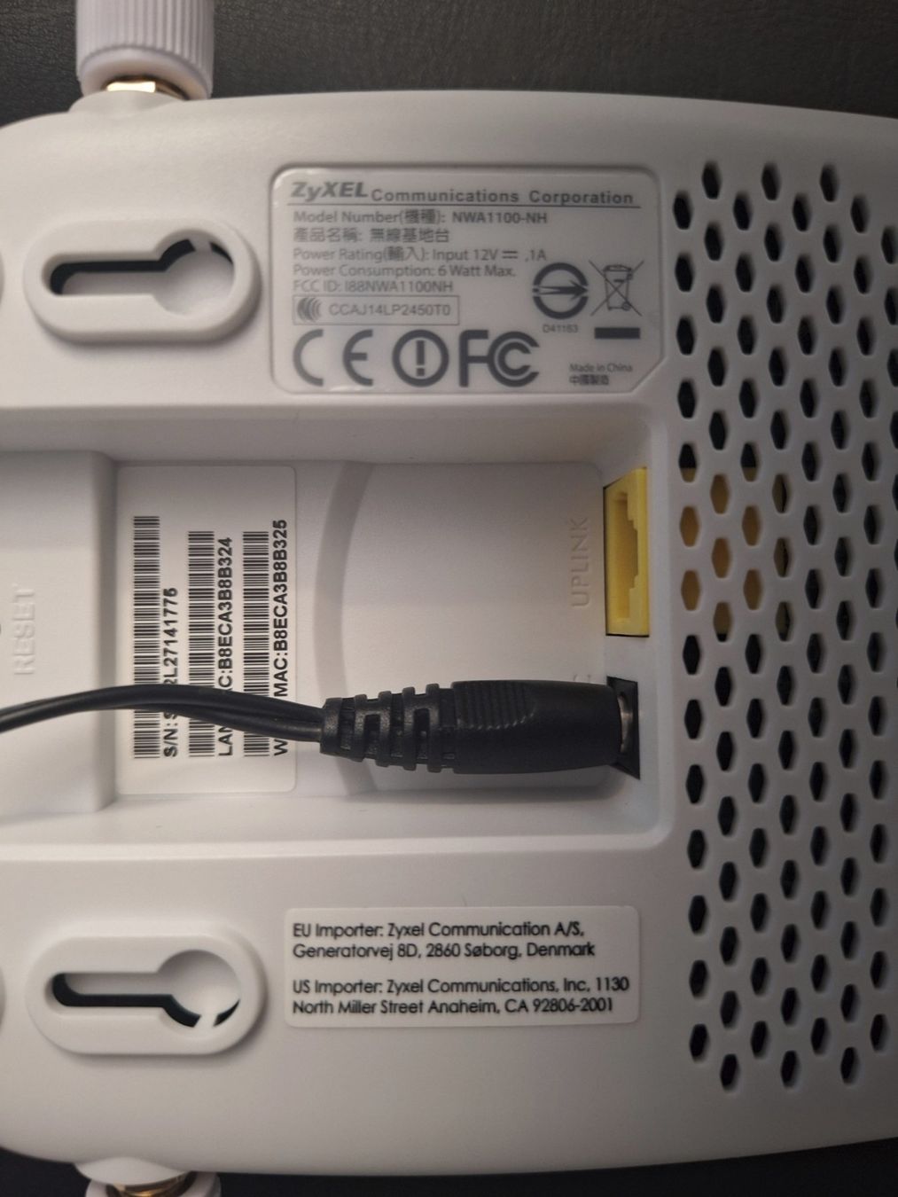 Modem & Router: Zyxel NWA1100-NH – Usato da Bülach venduto da Tvolvo 2
