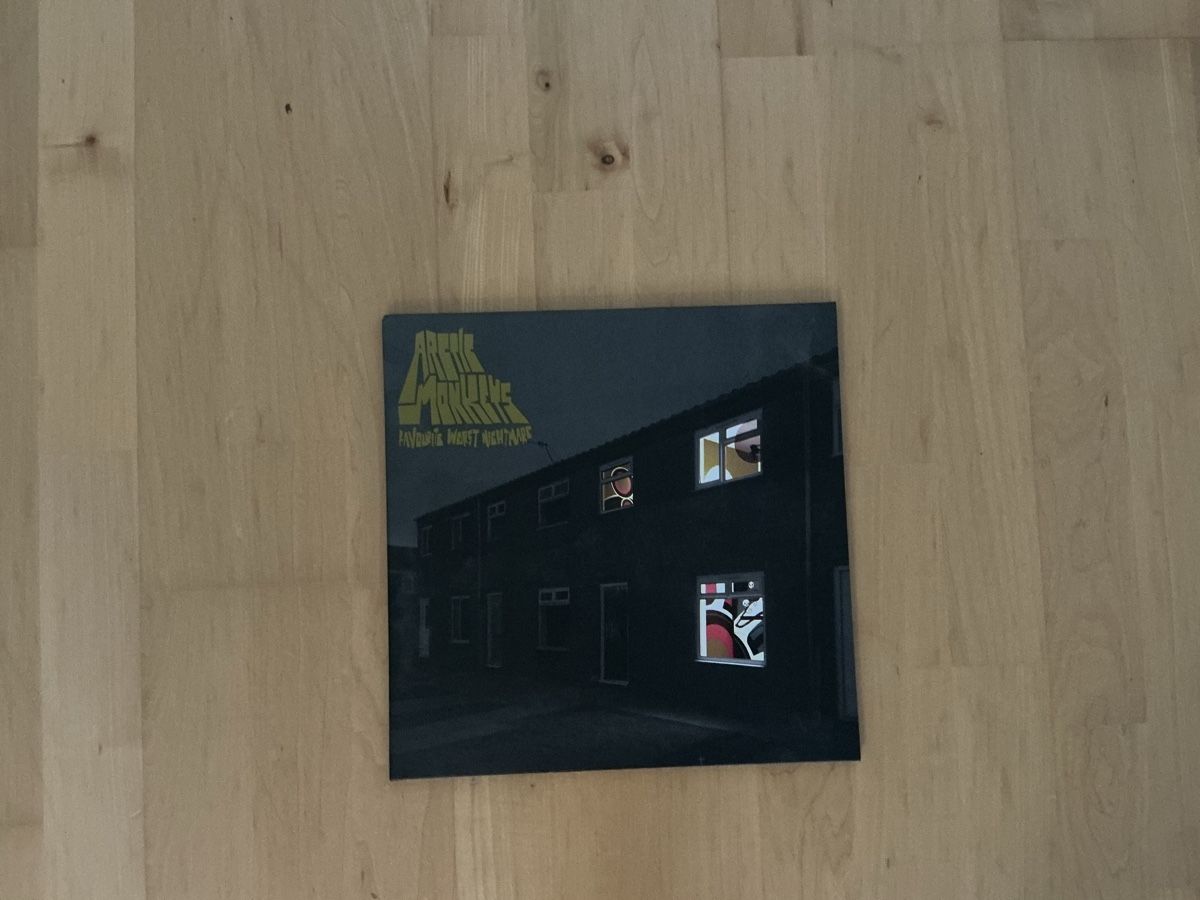 Dischi in vinile: Arctic Monkeys - Favourite worst Nightmare – Usato da Neuenkirch venduto da leo_h79l
