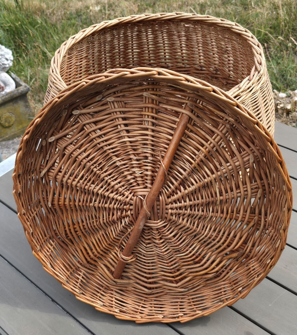 Sonstiges für Haushalt & Wohnen: Korb mit Deckel Weide Rattan rund Hocker – Gebraucht aus Walkringen von Vanuca 4
