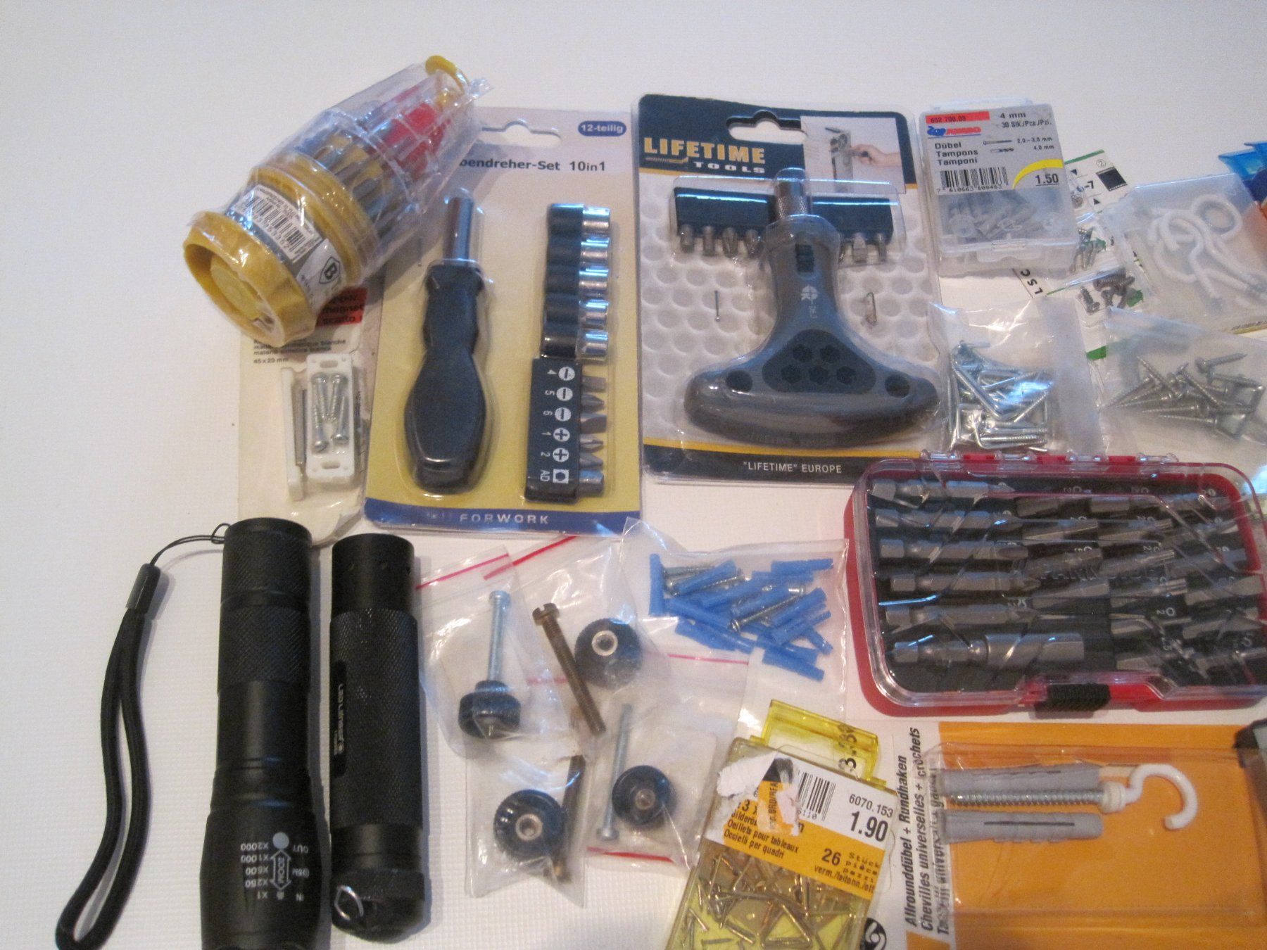 Alle Werkzeuge: Diverses Werkzeug, kleines Material, 2 Taschenlampe – Neu (gemäss Beschreibung) aus Schachen LU von moepsli5 1
